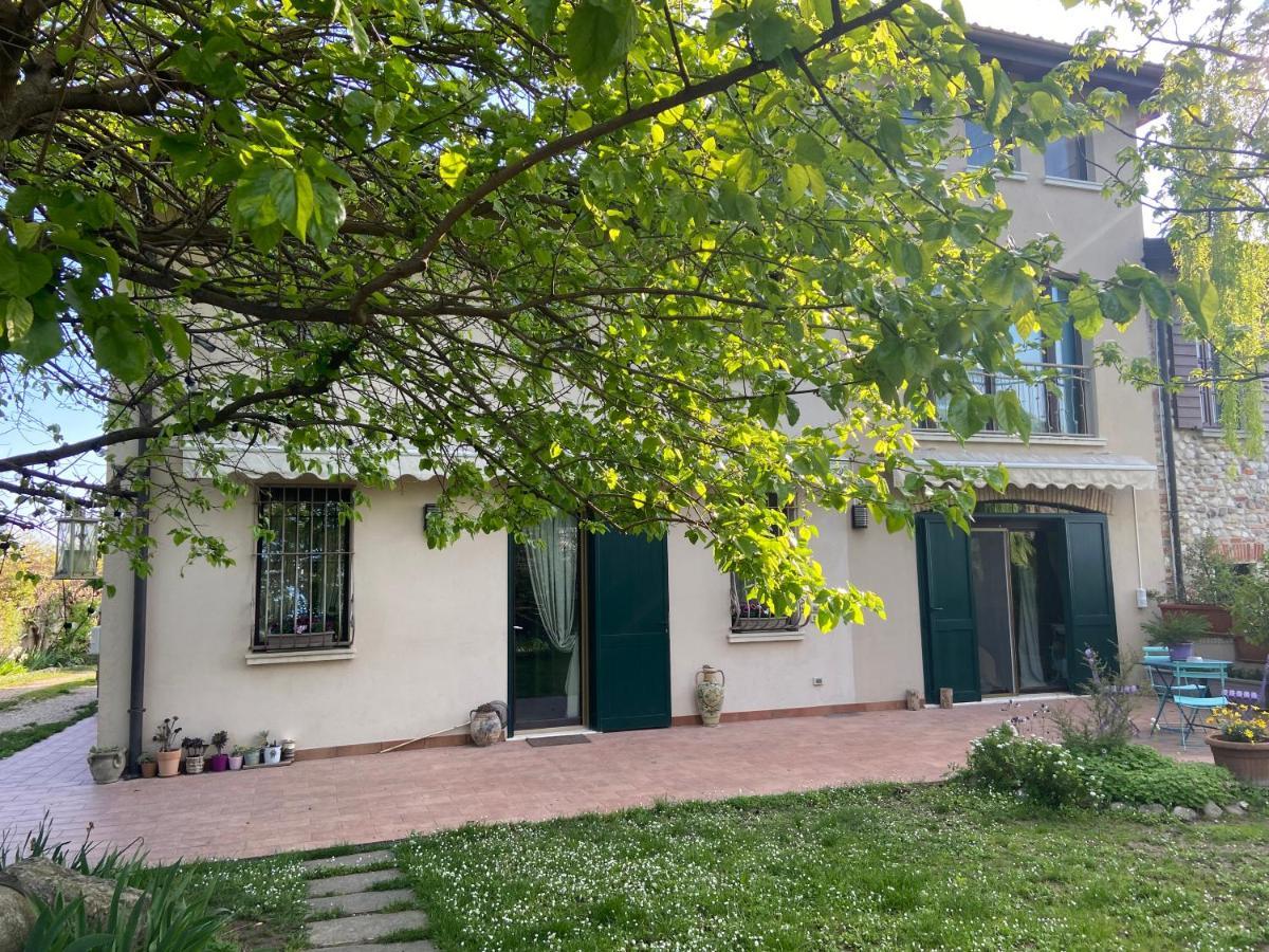 蒙特马伊诺住宿加早餐旅馆 代森扎诺-德尔加达 外观 照片